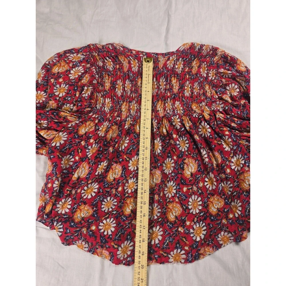 Free People Top Womens Small Red Floral Smocked Puff Sleeve Crop Blouse Boho